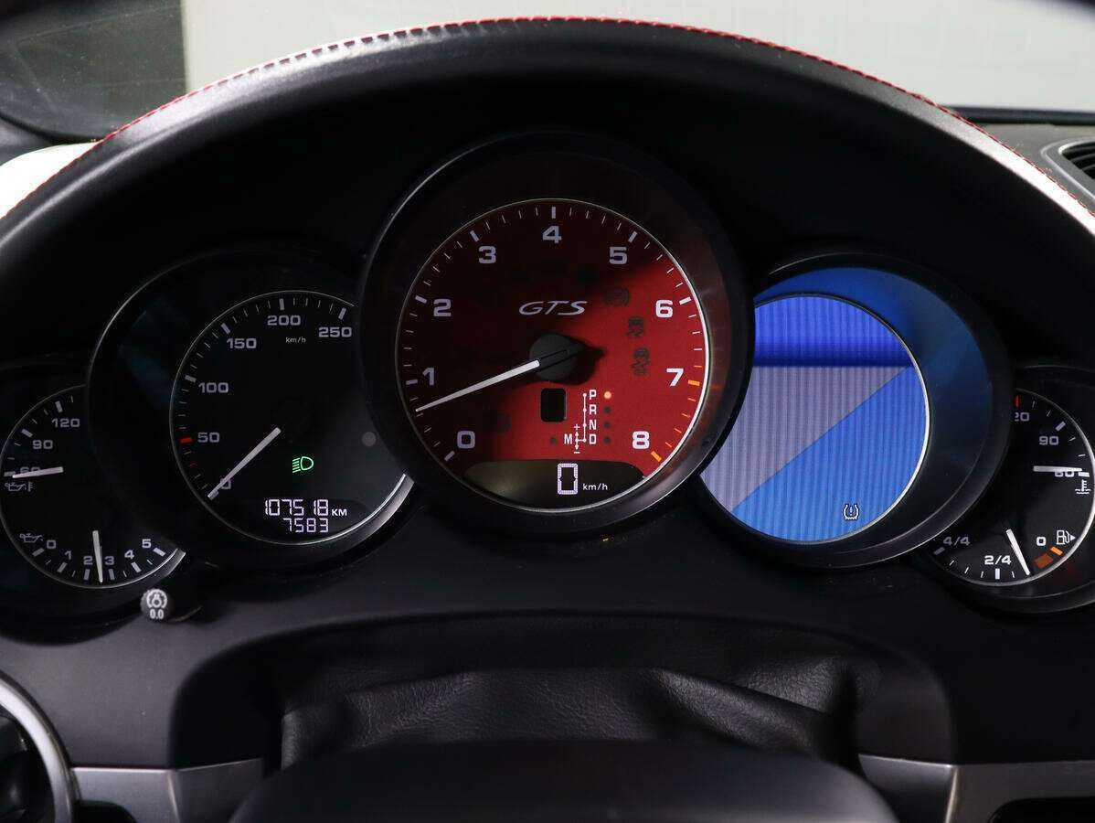 Купить Porsche Cayenne с пробегом. Фото: #8