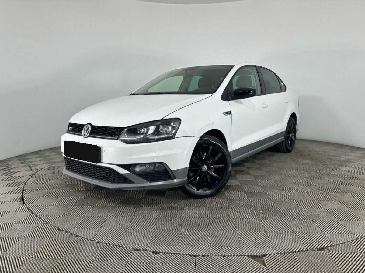 Купить Volkswagen Polo с пробегом. Посмотреть фото