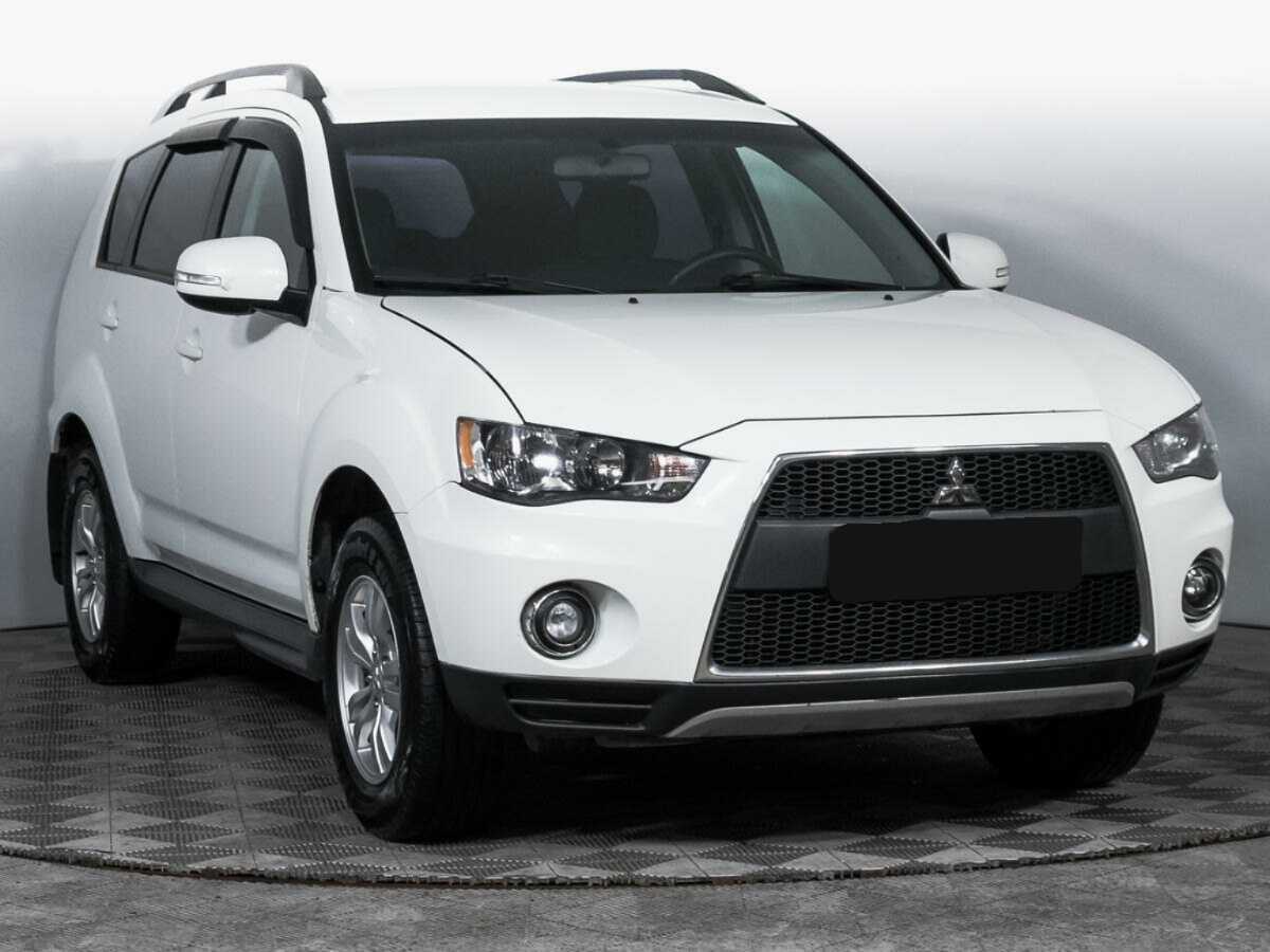 Купить Mitsubishi Outlander с пробегом. Фото: #2