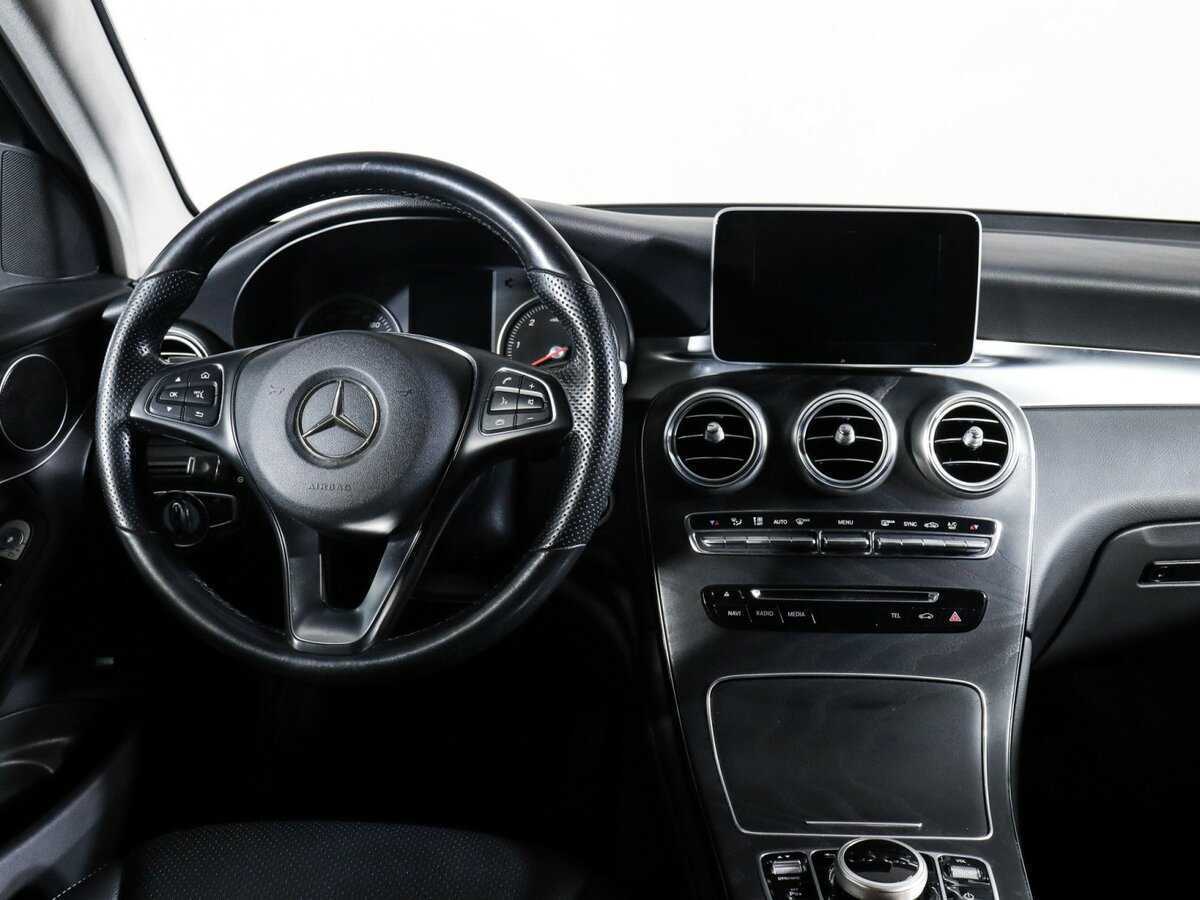 Купить Mercedes-Benz GLC с пробегом. Фото: #11