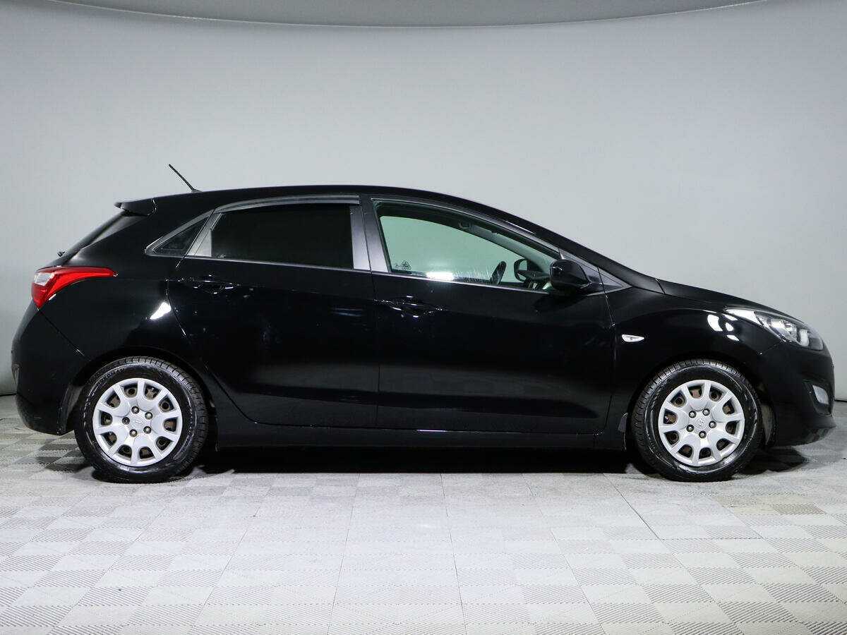 Купить Hyundai i30 с пробегом. Фото: #3