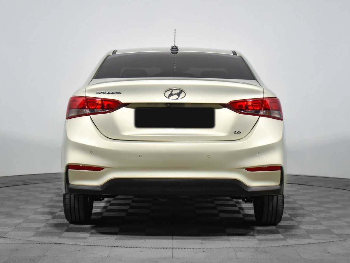 Купить Hyundai Solaris с пробегом. Фото: #5