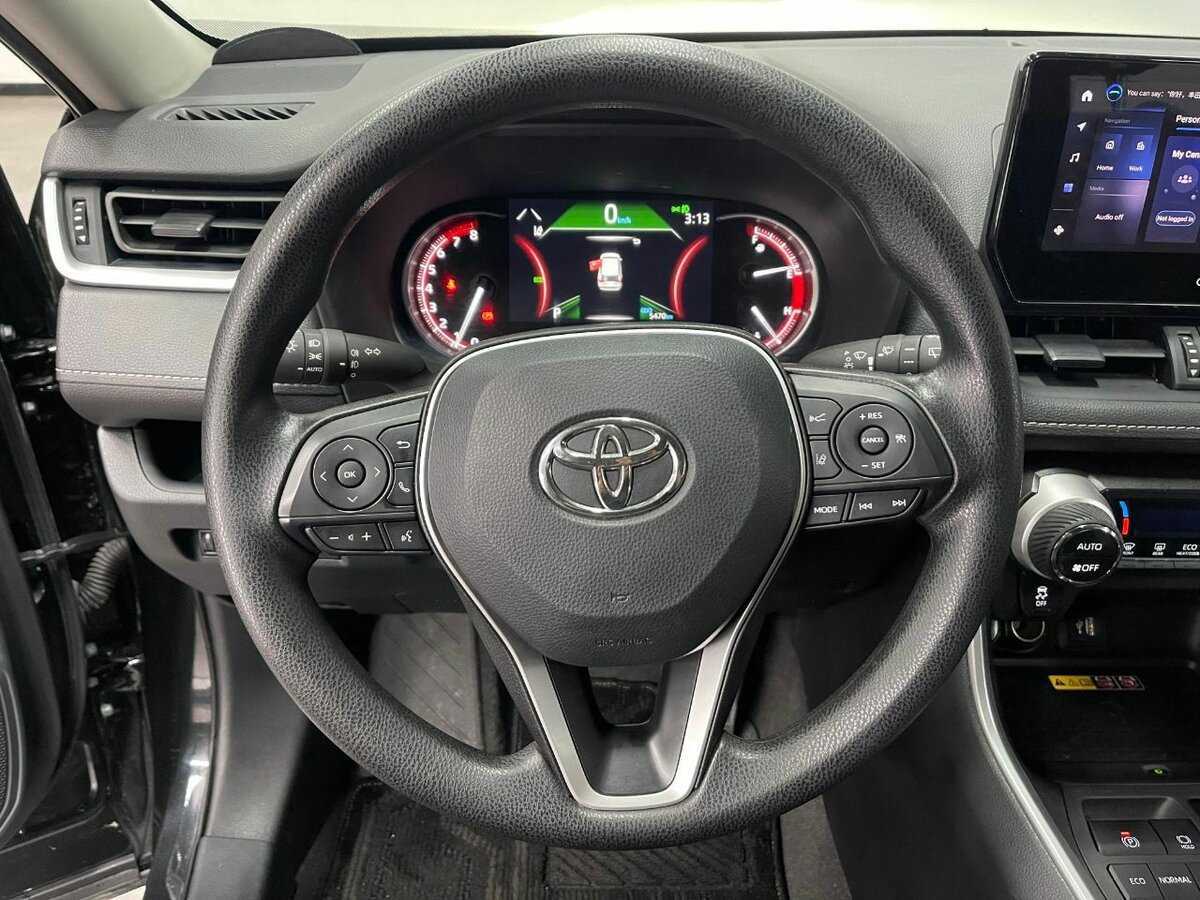 Купить Toyota RAV4 с пробегом. Фото: #8