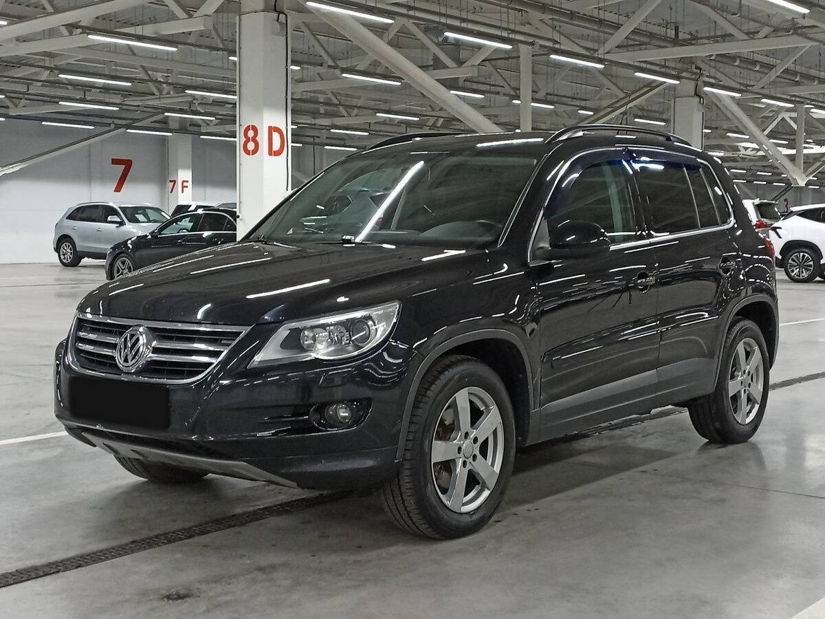 Купить Volkswagen Tiguan с пробегом. Посмотреть фото