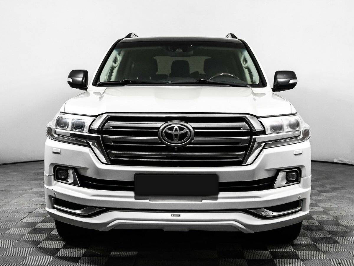 Купить Toyota Land Cruiser с пробегом. Фото: #1