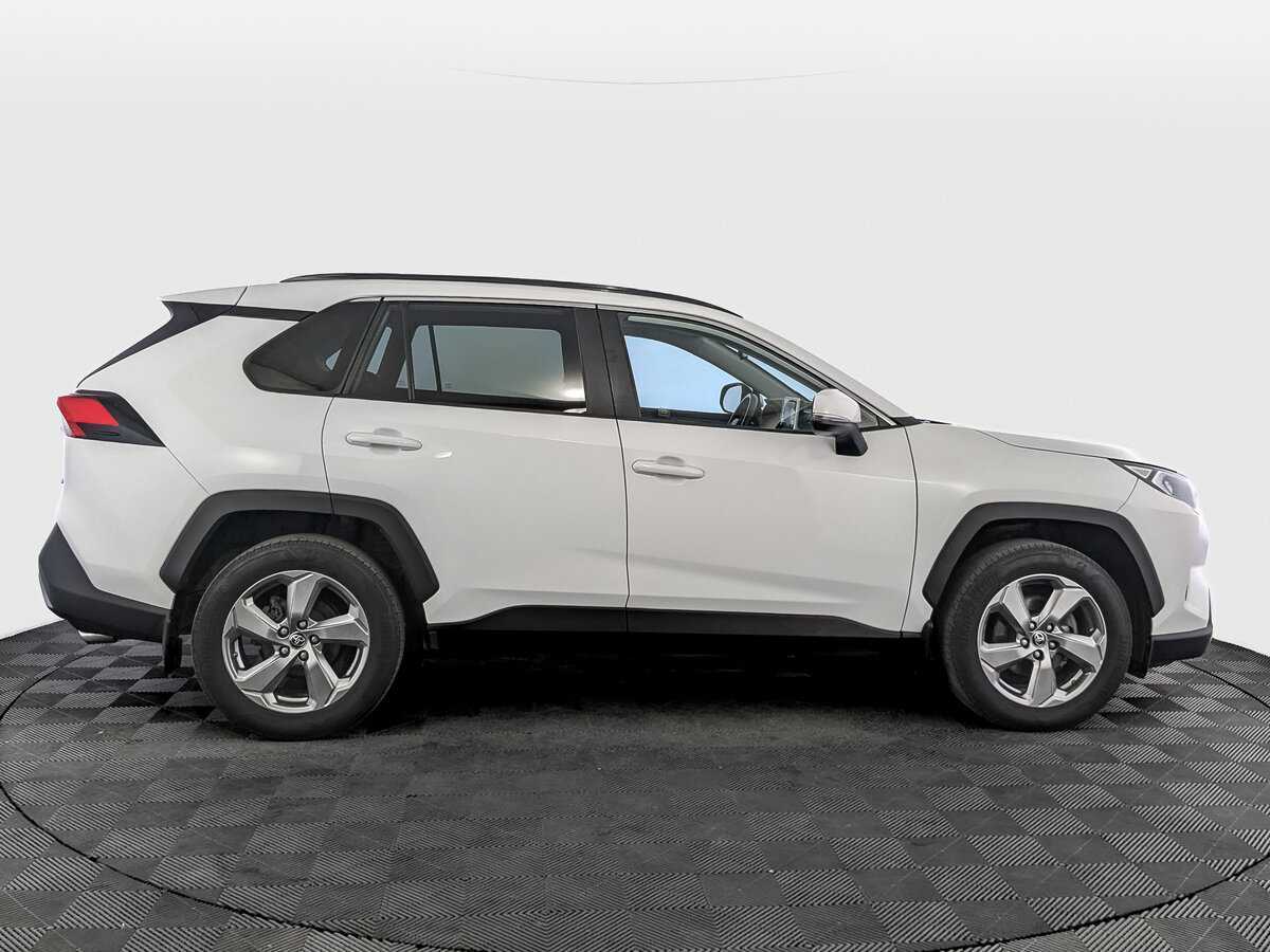 Купить Toyota RAV4 с пробегом. Фото: #3