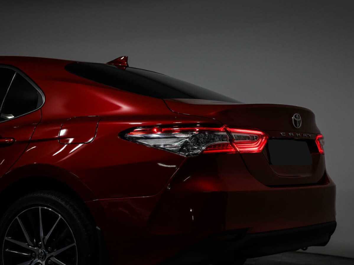 Купить Toyota Camry с пробегом. Фото: #8