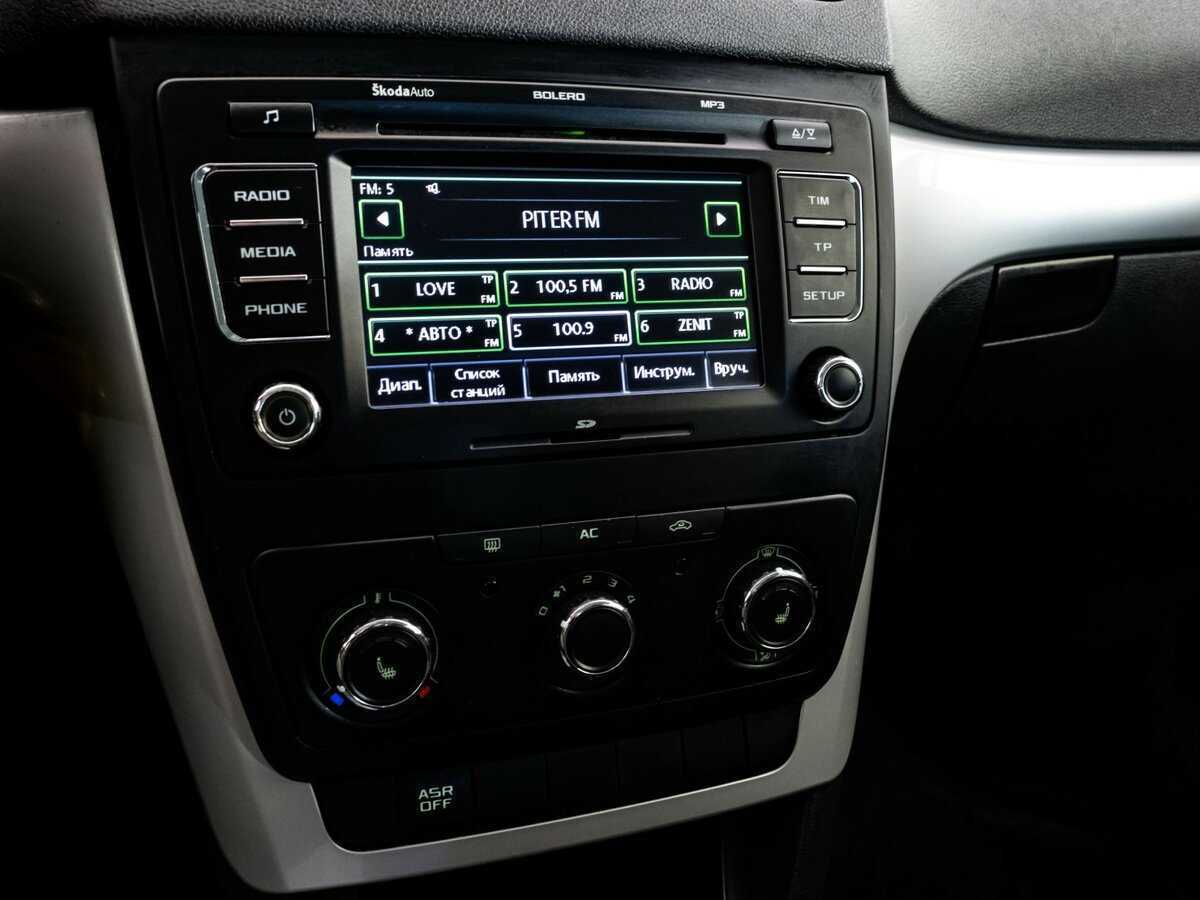 Купить Skoda Yeti с пробегом. Фото: #12