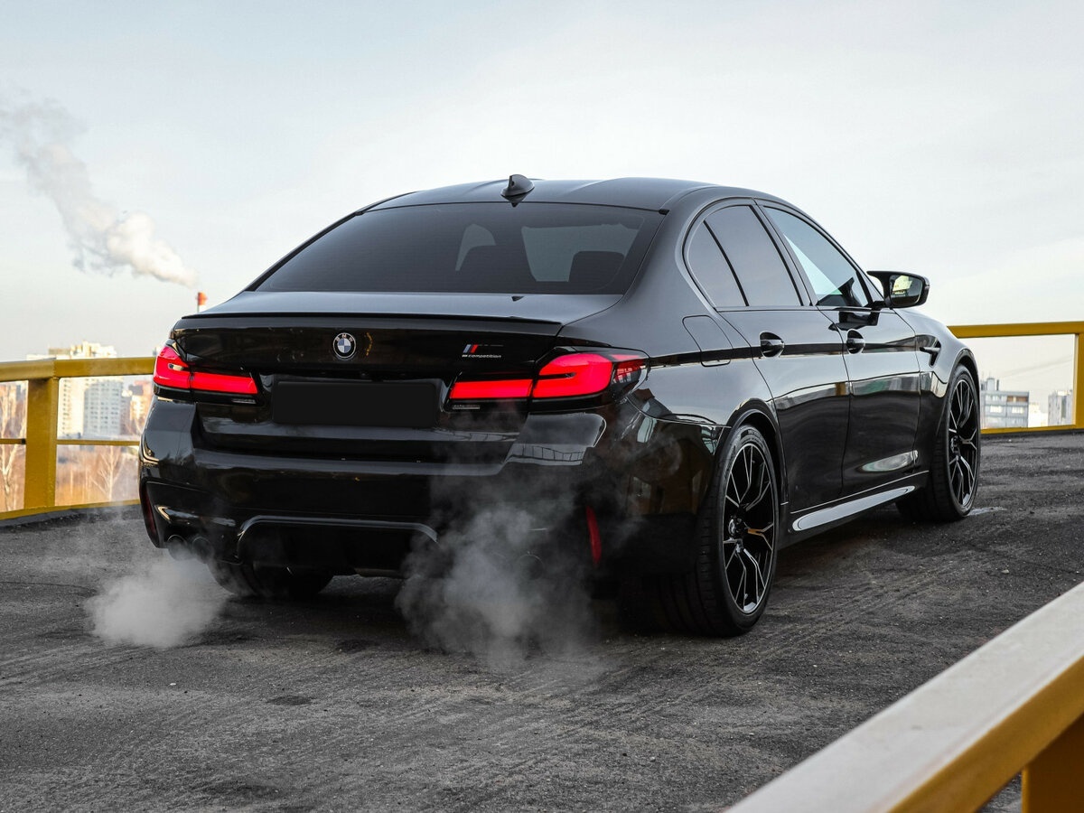Купить BMW M5 с пробегом. Фото: #2