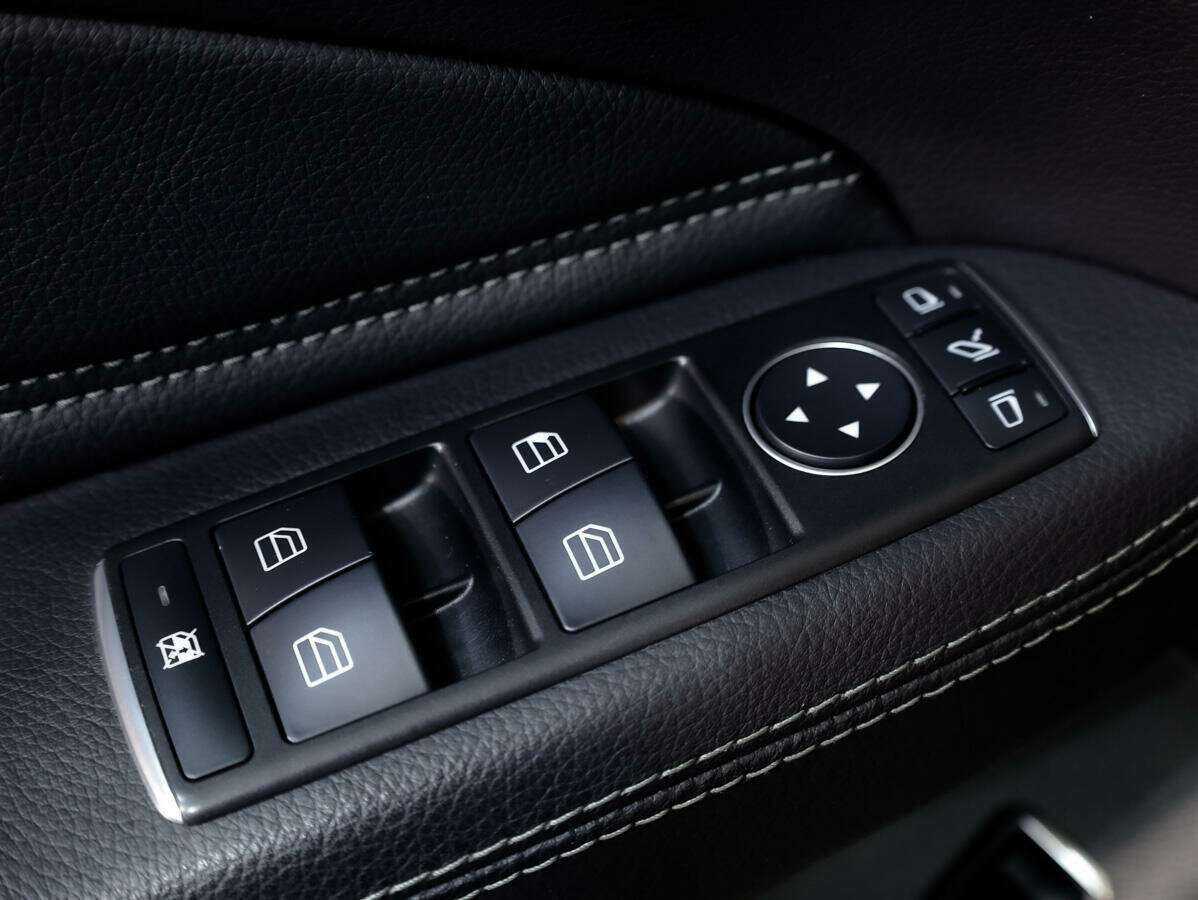 Купить Mercedes-Benz GLS с пробегом. Фото: #25
