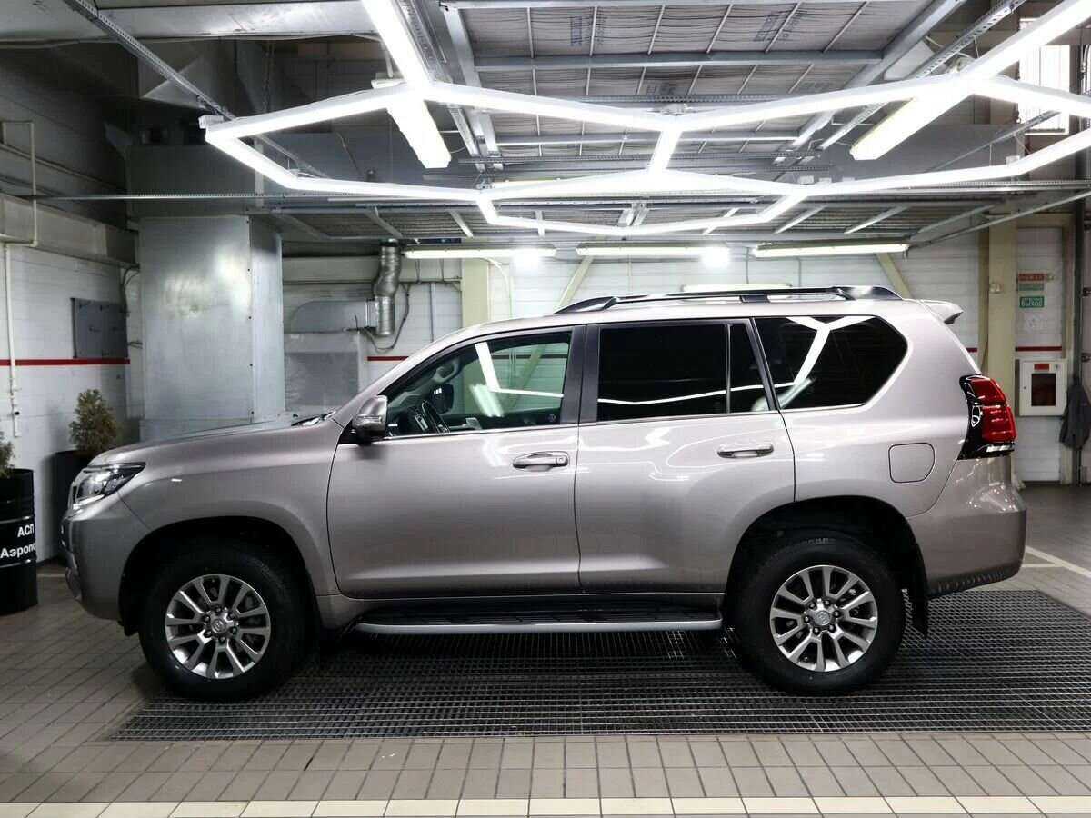 Купить Toyota Land Cruiser Prado с пробегом. Фото: #4