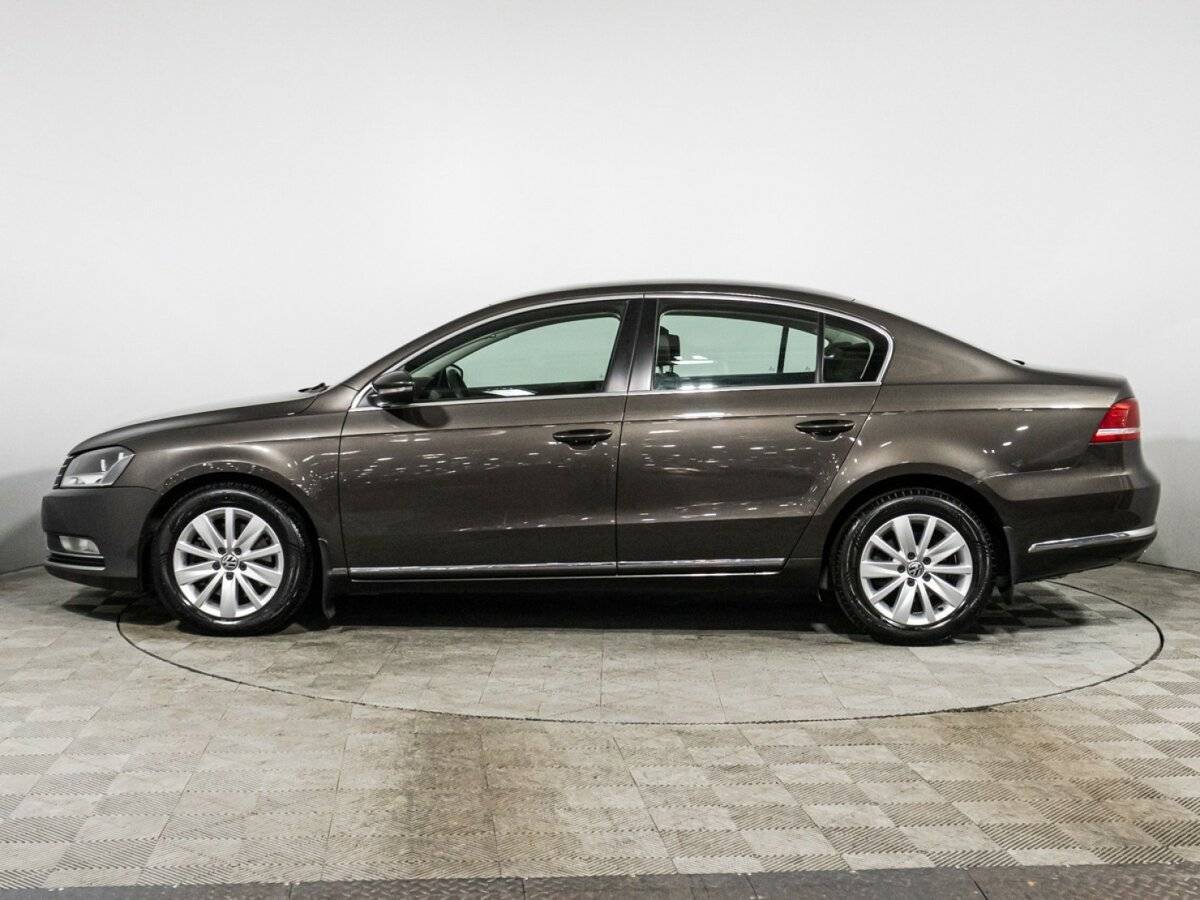 Купить Volkswagen Passat с пробегом. Фото: #7