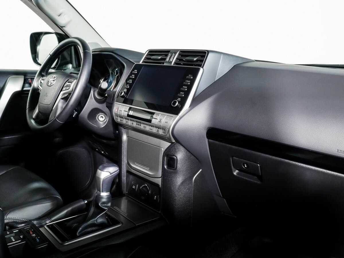 Купить Toyota Land Cruiser Prado с пробегом. Фото: #5