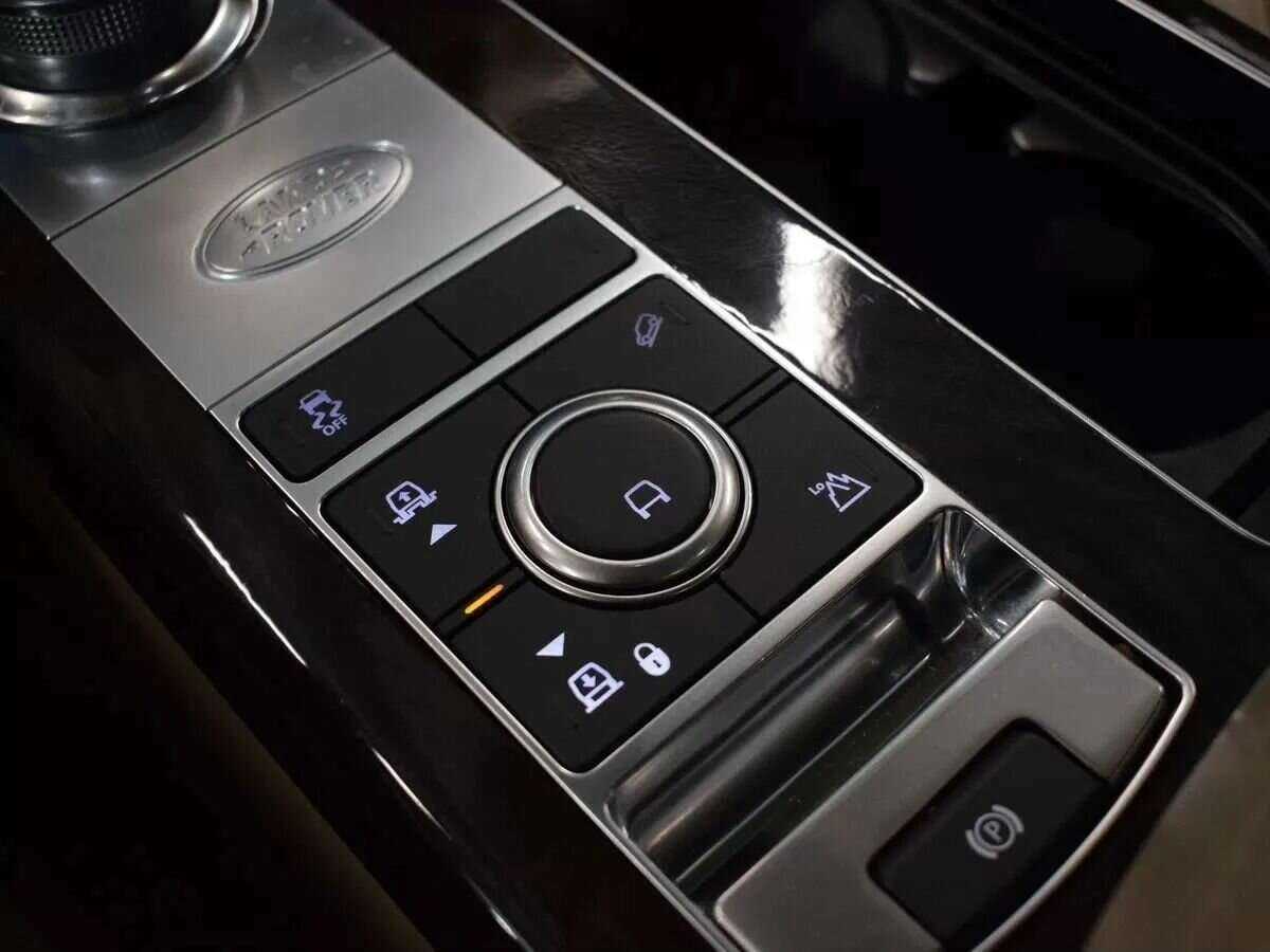 Купить Land Rover Range Rover с пробегом. Фото: #15