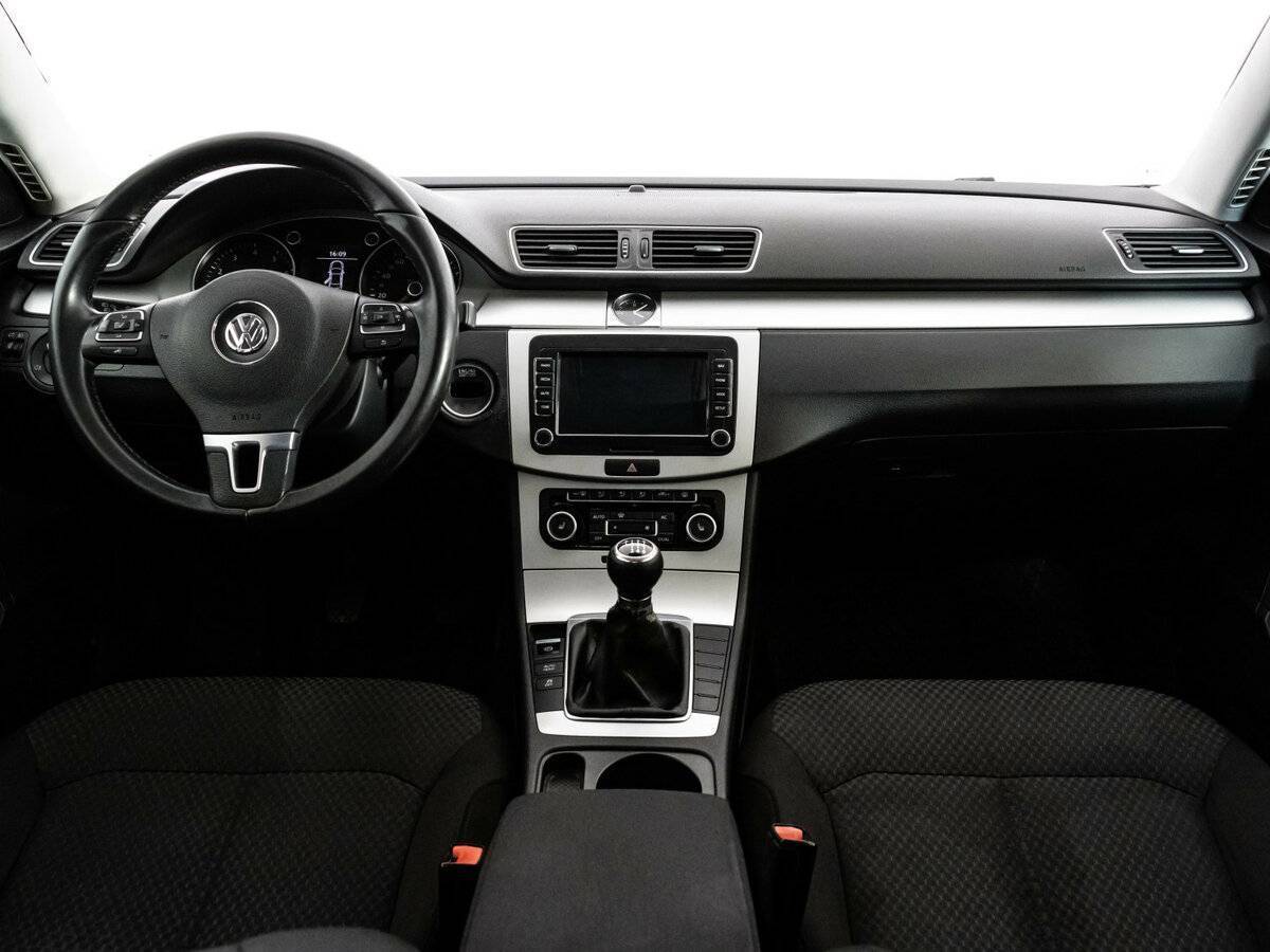Купить Volkswagen Passat с пробегом. Фото: #7
