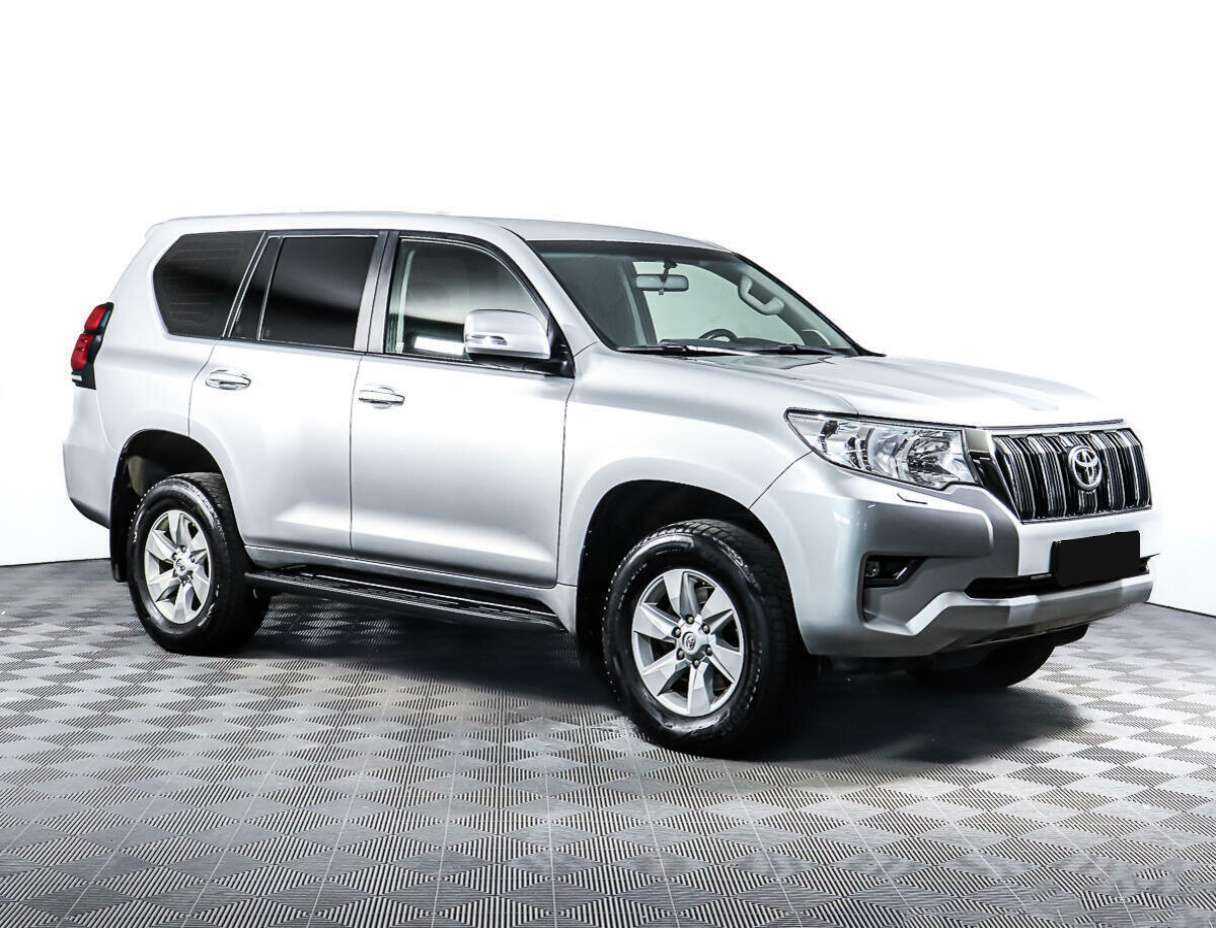 Купить Toyota Land Cruiser Prado с пробегом. Фото: #2