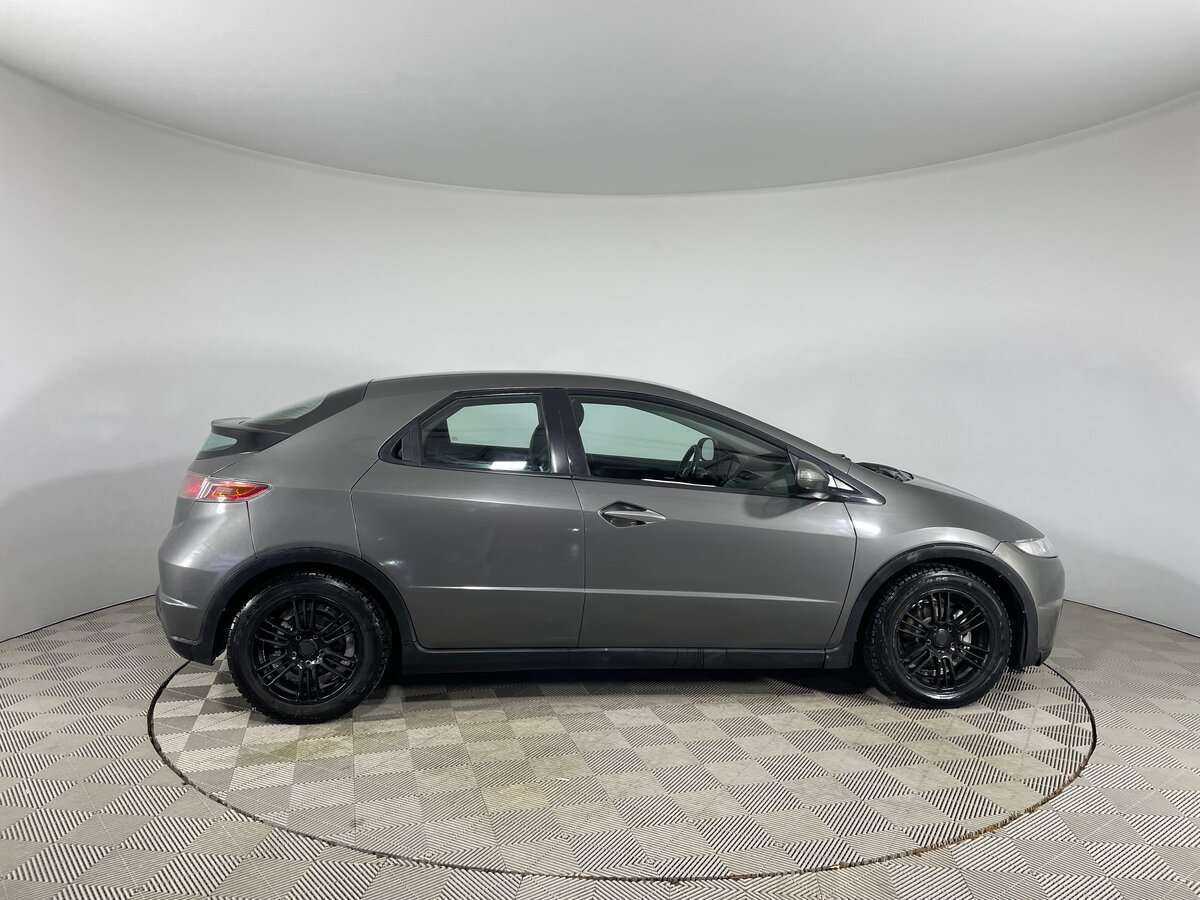 Купить Honda Civic с пробегом. Фото: #3