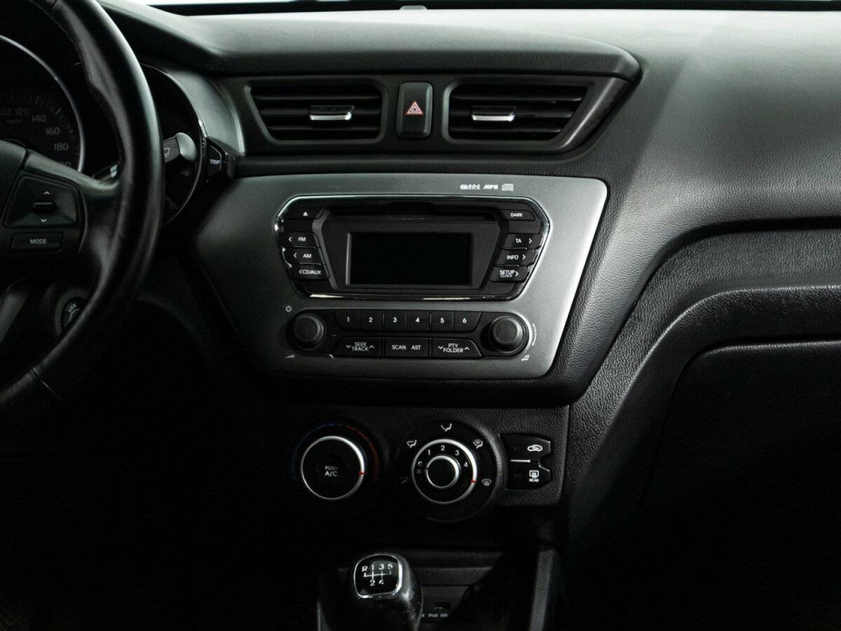 Купить Kia Rio с пробегом. Фото: #13