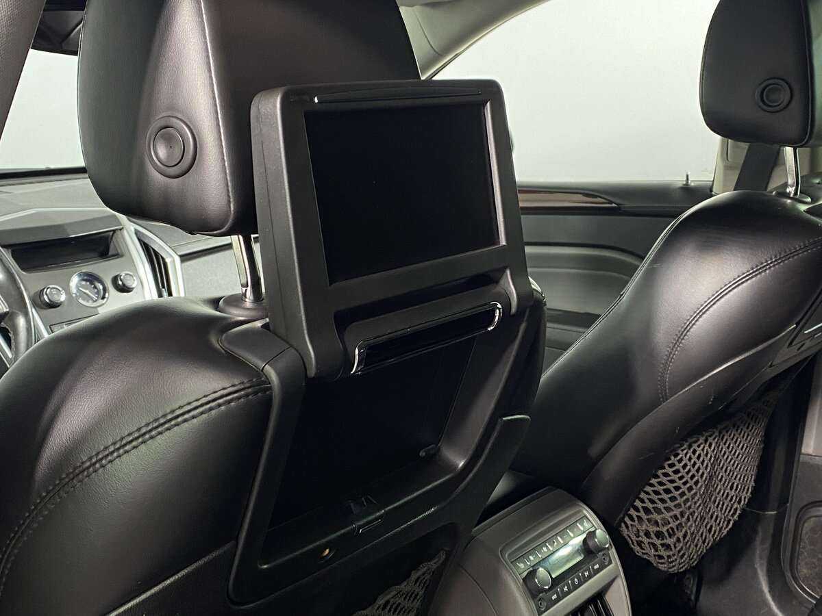 Купить Cadillac SRX с пробегом. Фото: #16