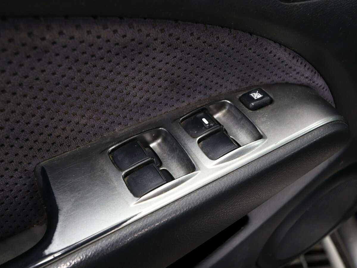Купить Mitsubishi Outlander с пробегом. Фото: #8