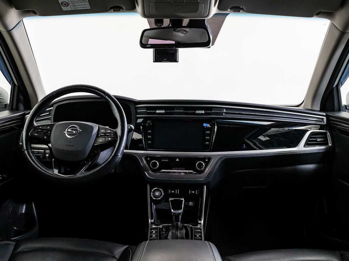 Купить SsangYong Korando с пробегом. Фото: #9