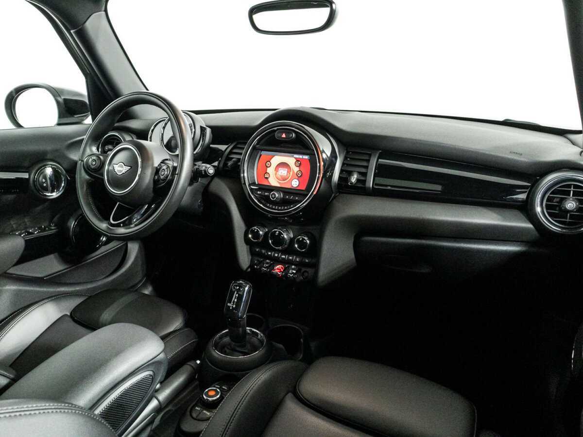 Купить Mini Hatch с пробегом. Фото: #8