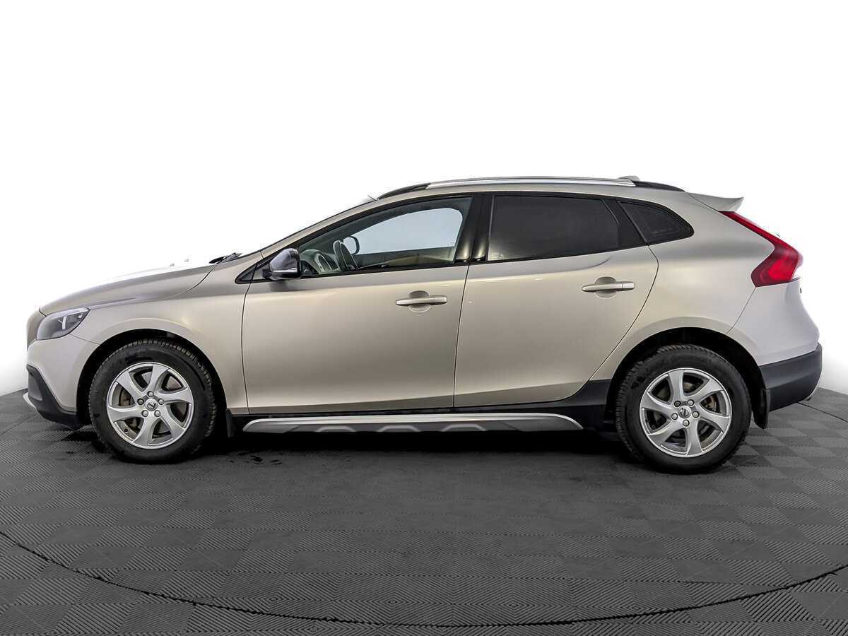 Купить Volvo V40 с пробегом. Фото: #7