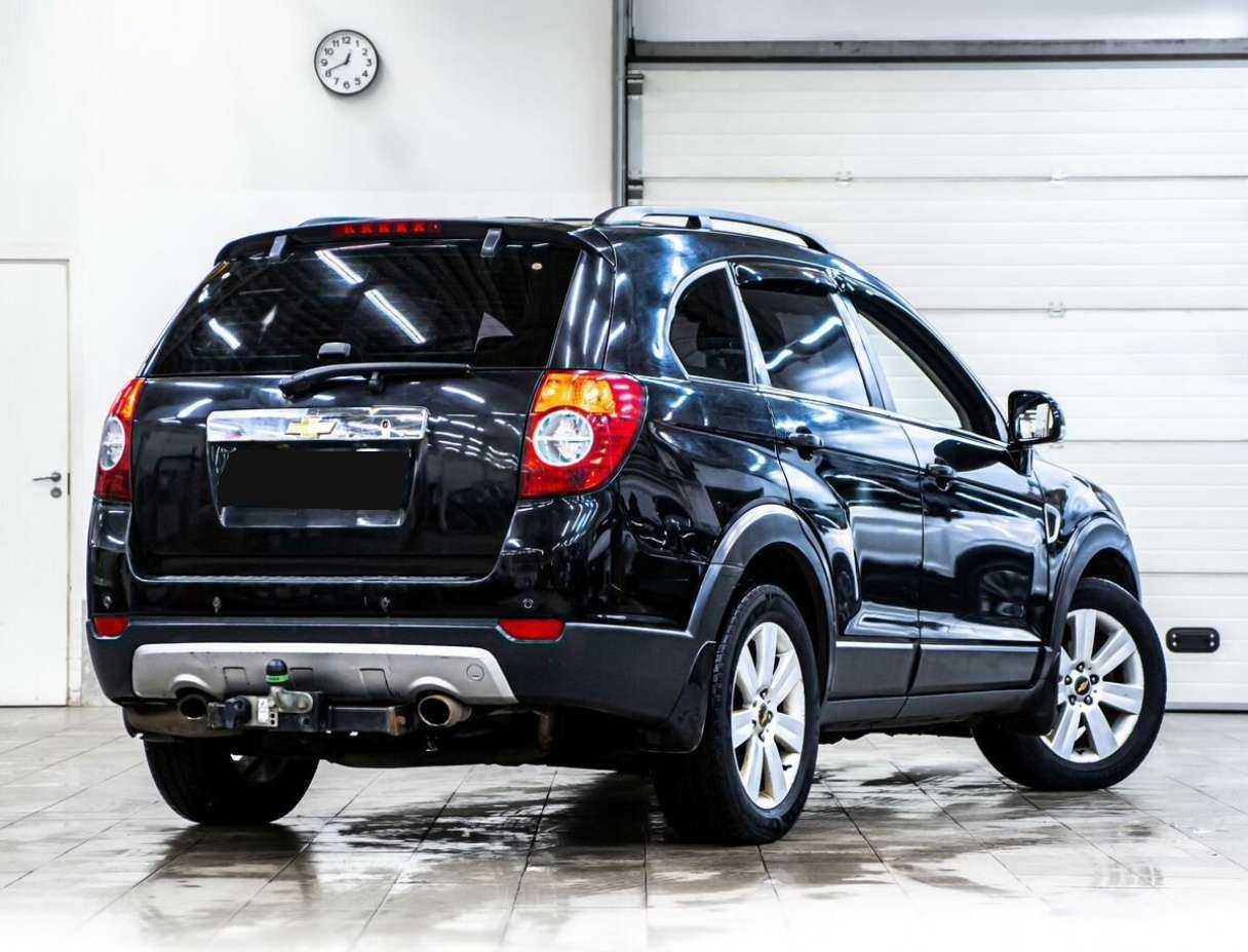 Купить Chevrolet Captiva с пробегом. Фото: #2
