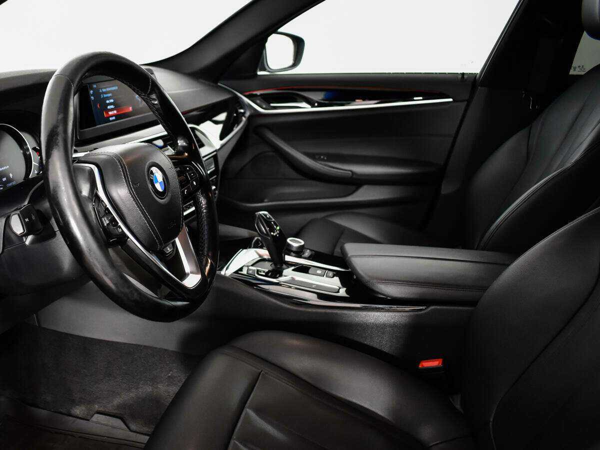 Купить BMW 5 серии с пробегом. Фото: #10