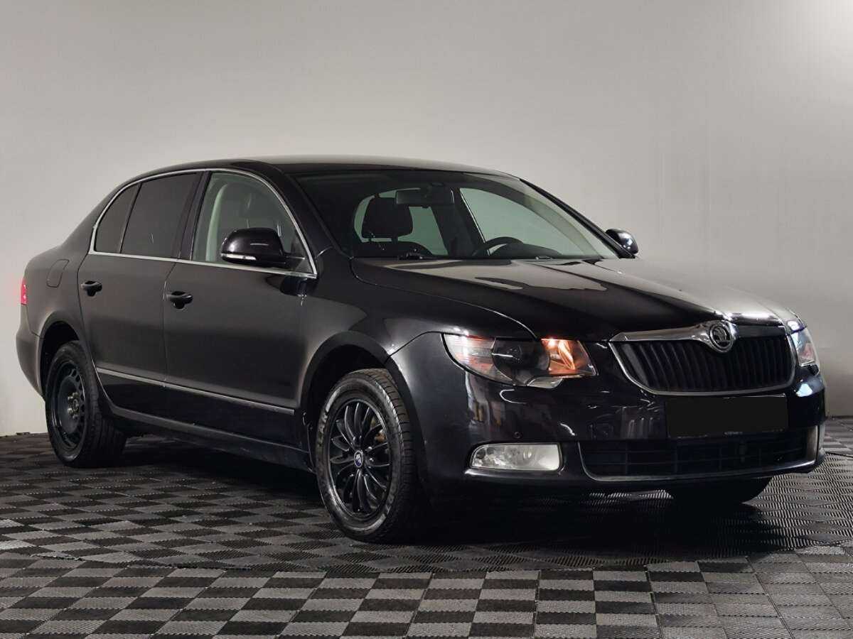 Купить Skoda Superb с пробегом. Фото: #1