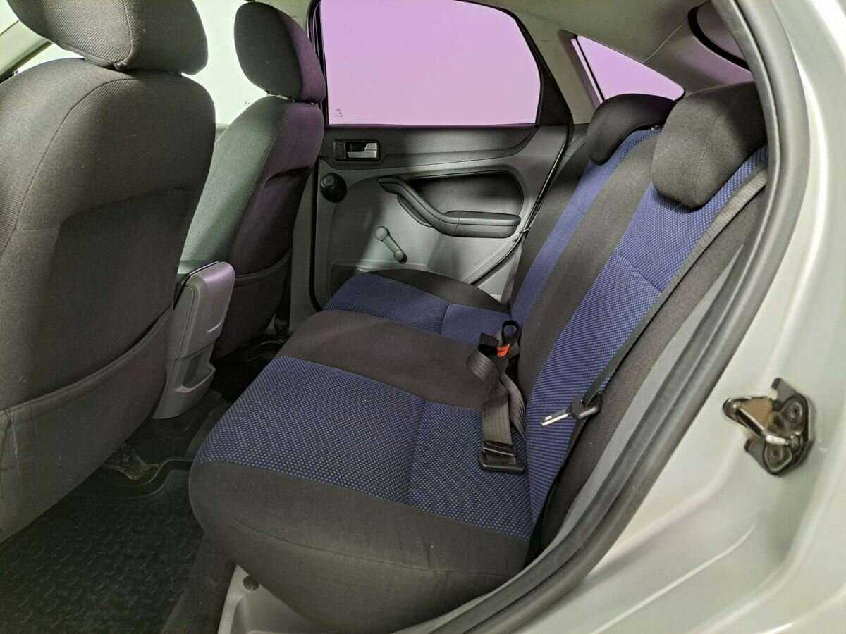 Купить Ford Focus с пробегом. Фото: #9