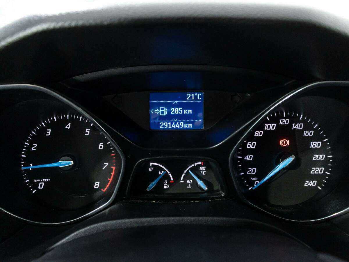 Купить Ford Focus с пробегом. Фото: #11