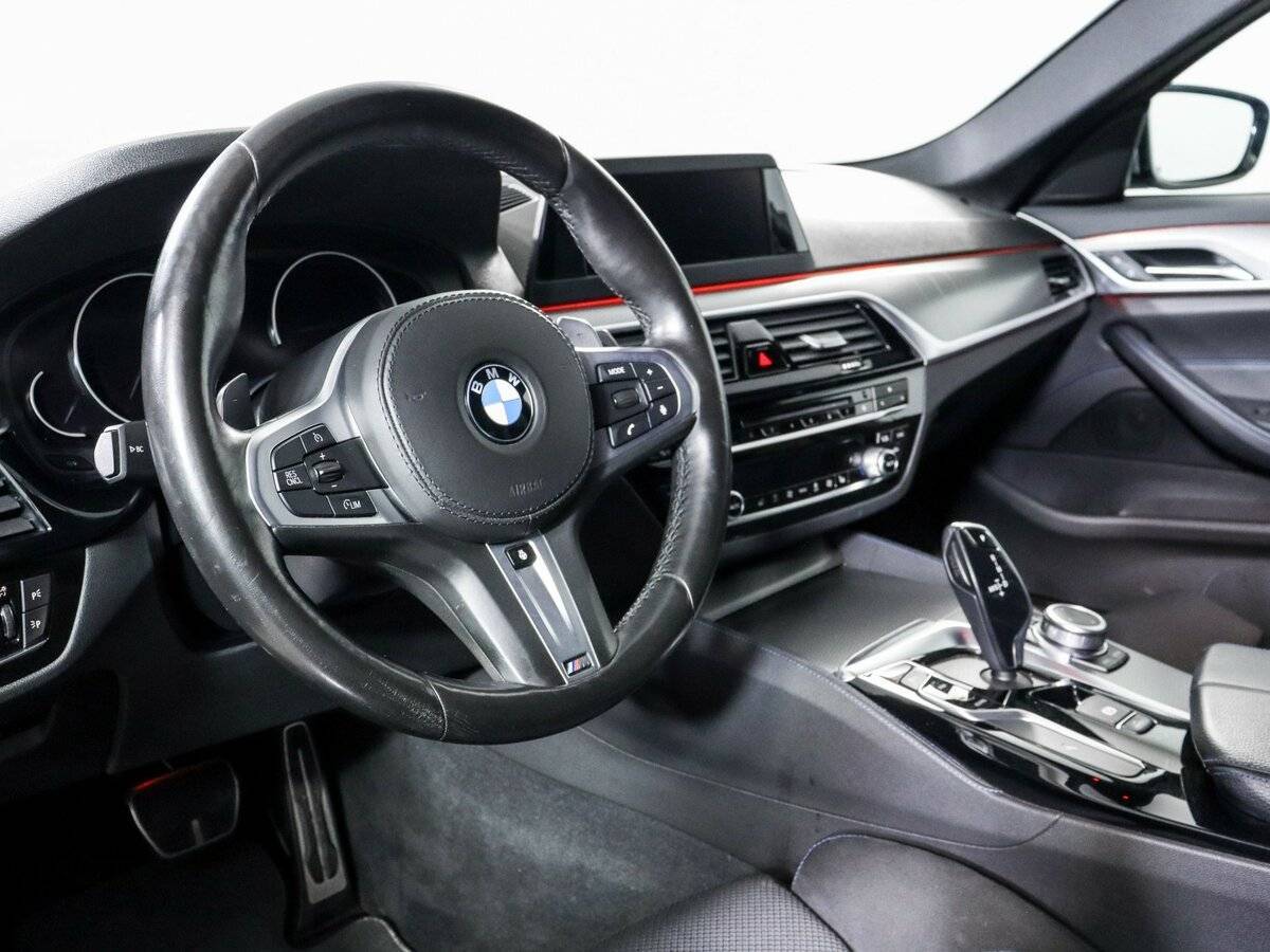 Купить BMW 5 серии с пробегом. Фото: #10