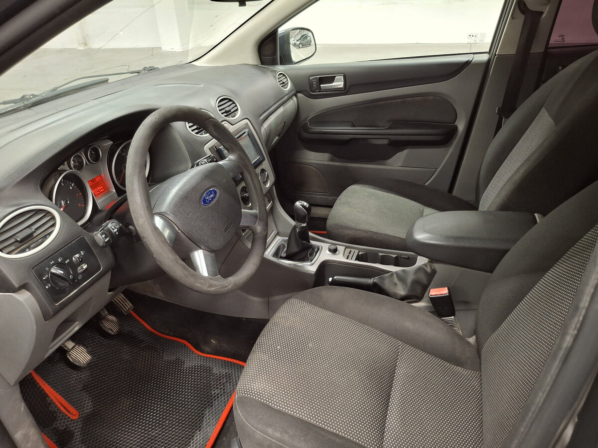 Купить Ford Focus с пробегом. Фото: #14