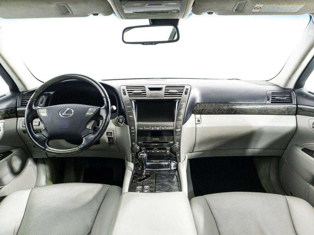 Купить Lexus LS с пробегом. Фото: #12
