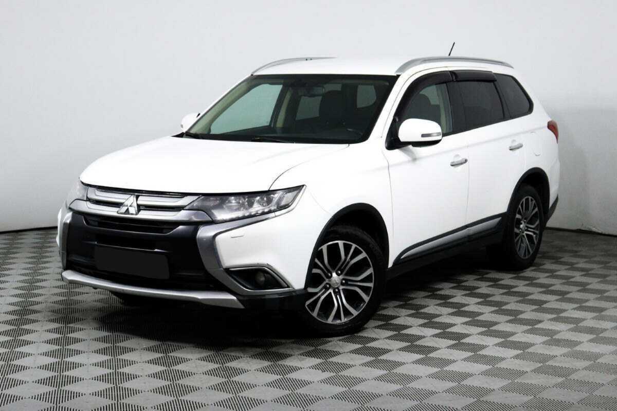 Купить Mitsubishi Outlander с пробегом. Посмотреть фото