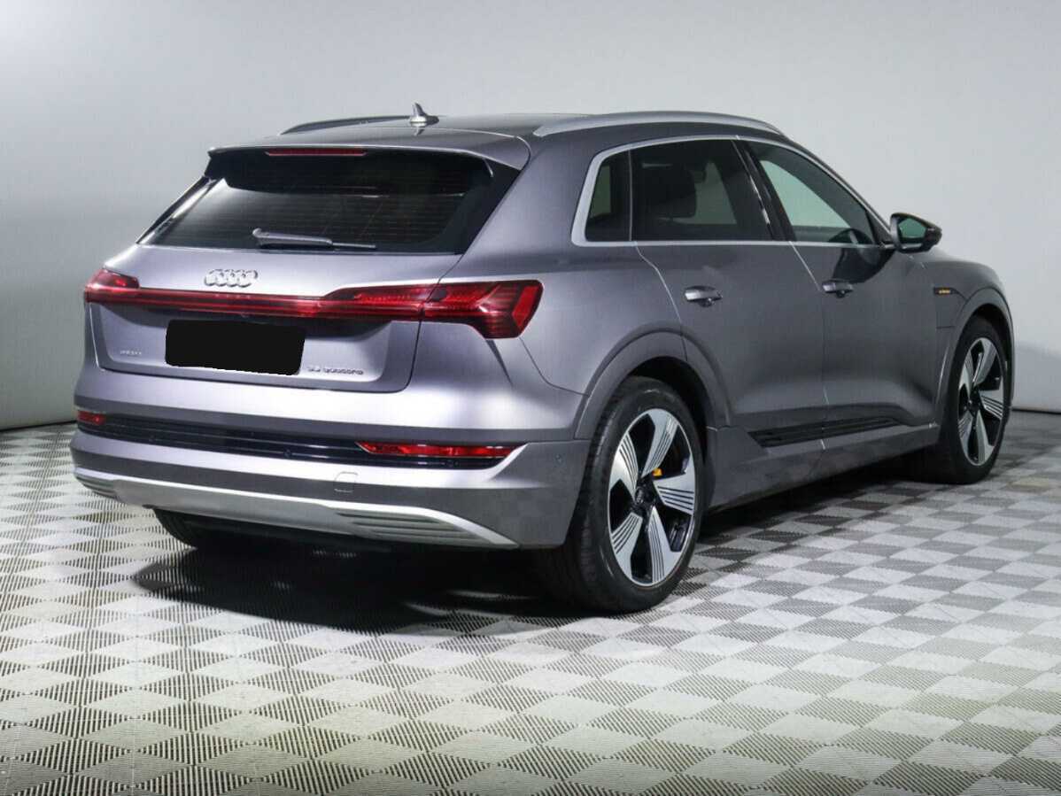 Купить Audi e-tron с пробегом. Фото: #3