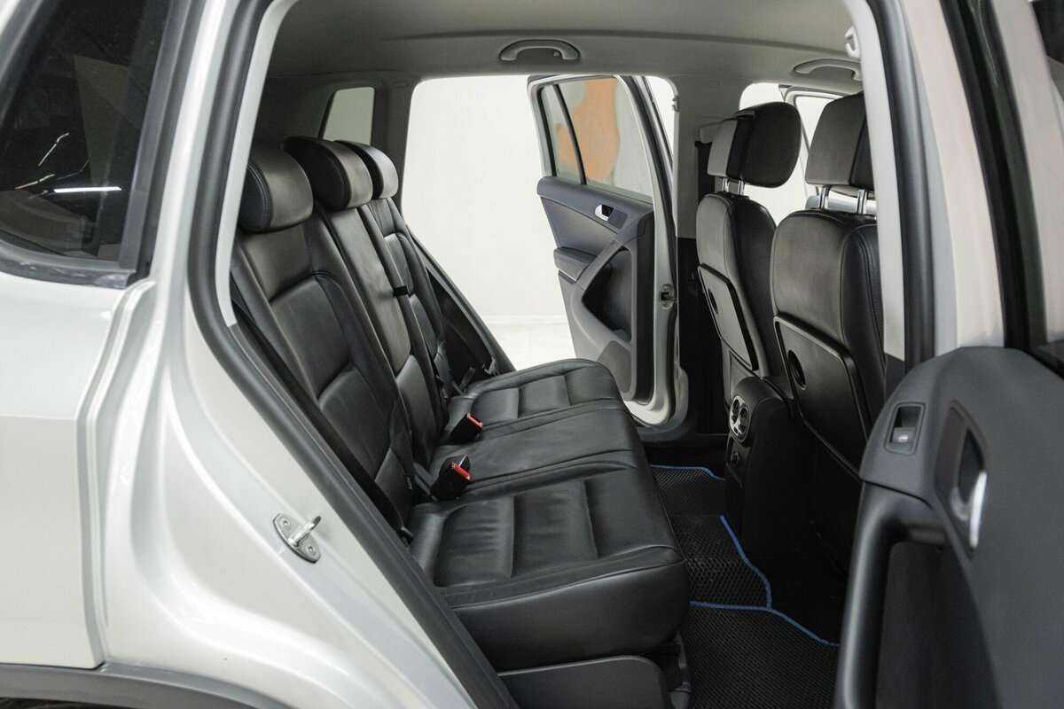 Купить Volkswagen Tiguan с пробегом. Фото: #14