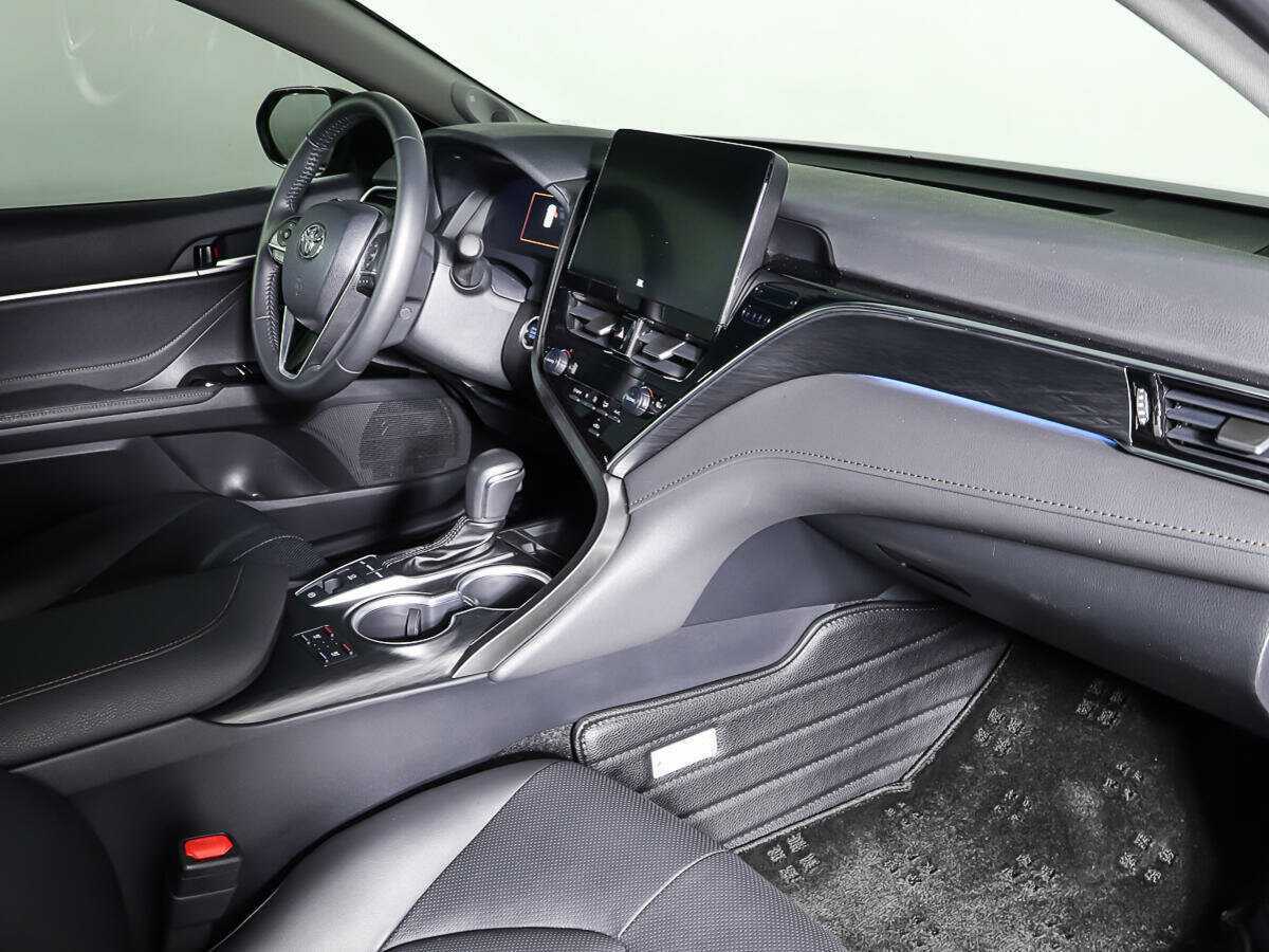 Купить Toyota Camry с пробегом. Фото: #9