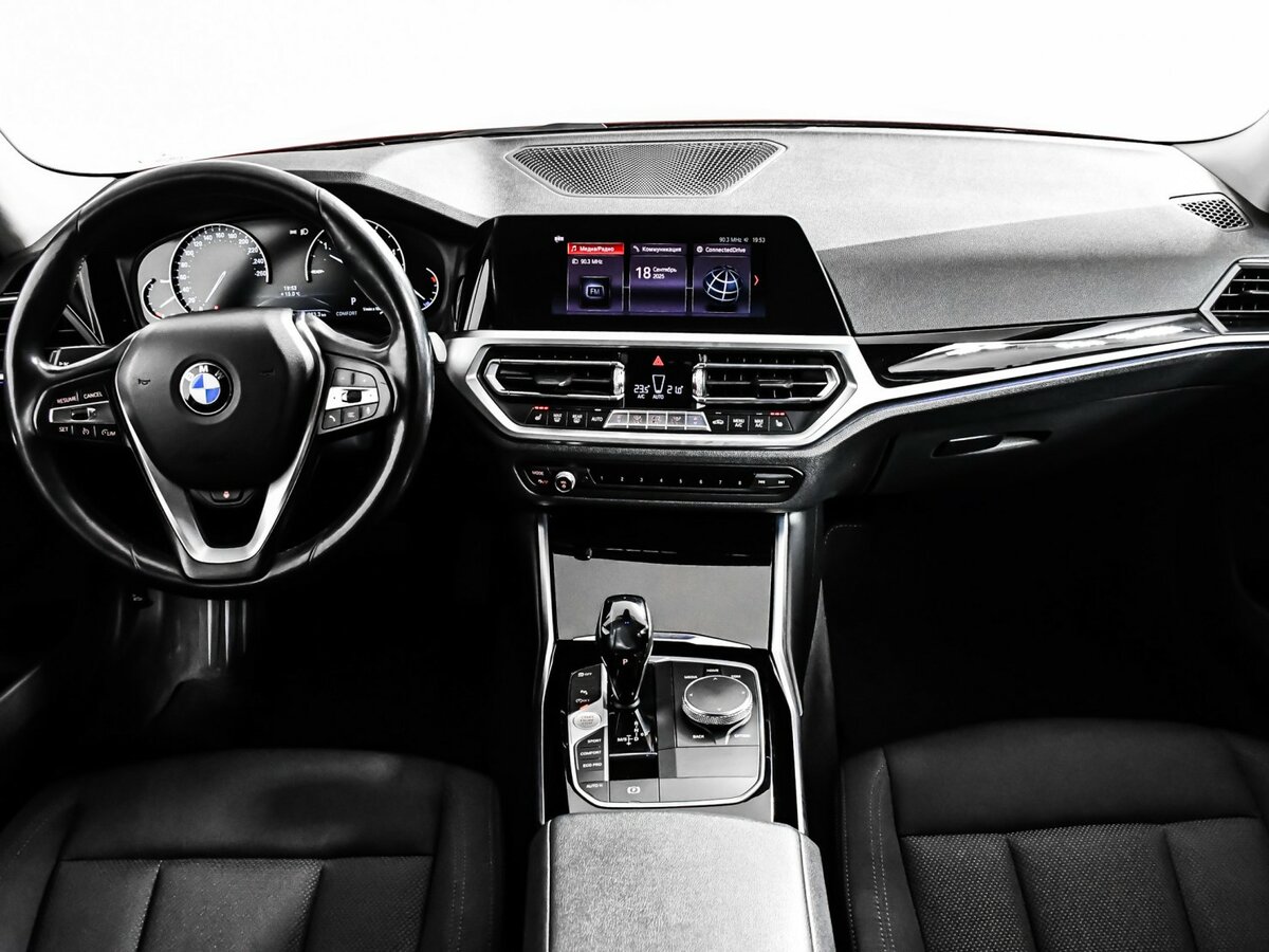Купить BMW 3 серии с пробегом. Фото: #8