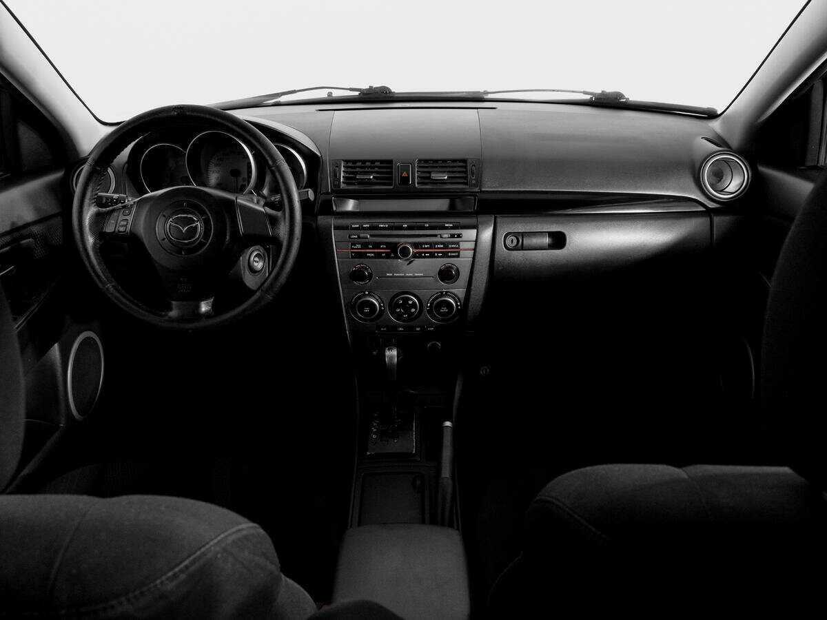 Купить Mazda 3 с пробегом. Фото: #11