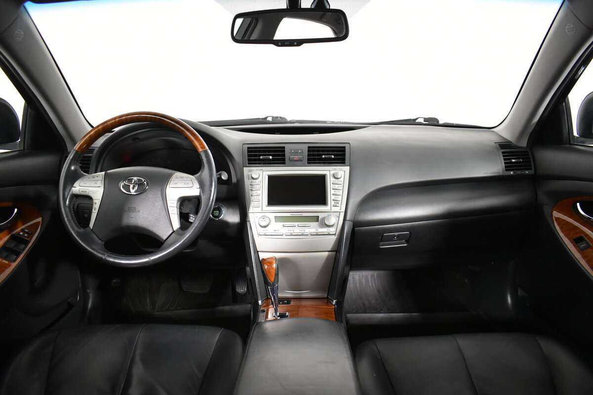 Купить Toyota Camry с пробегом. Фото: #10