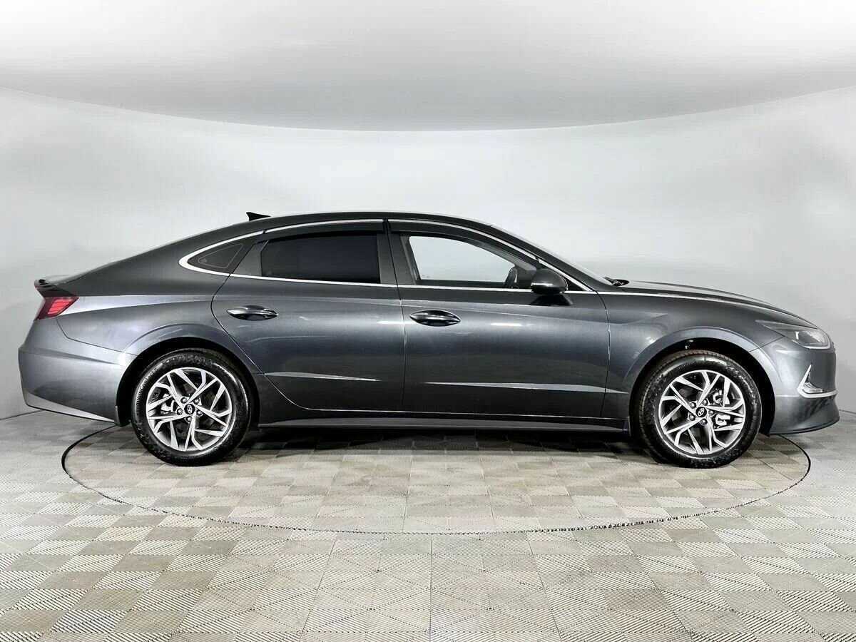 Купить Hyundai Sonata с пробегом. Фото: #4