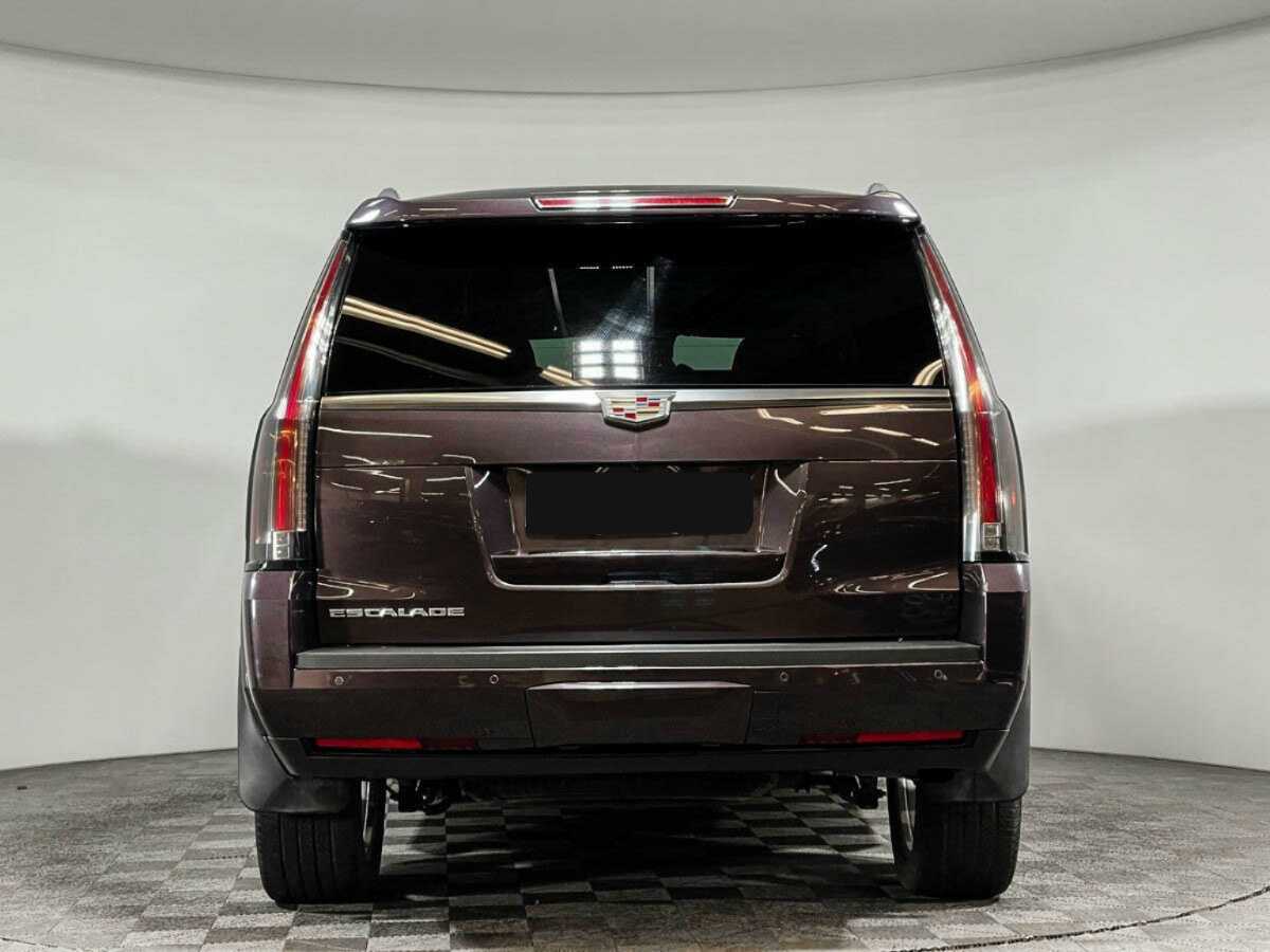 Купить Cadillac Escalade с пробегом. Фото: #5