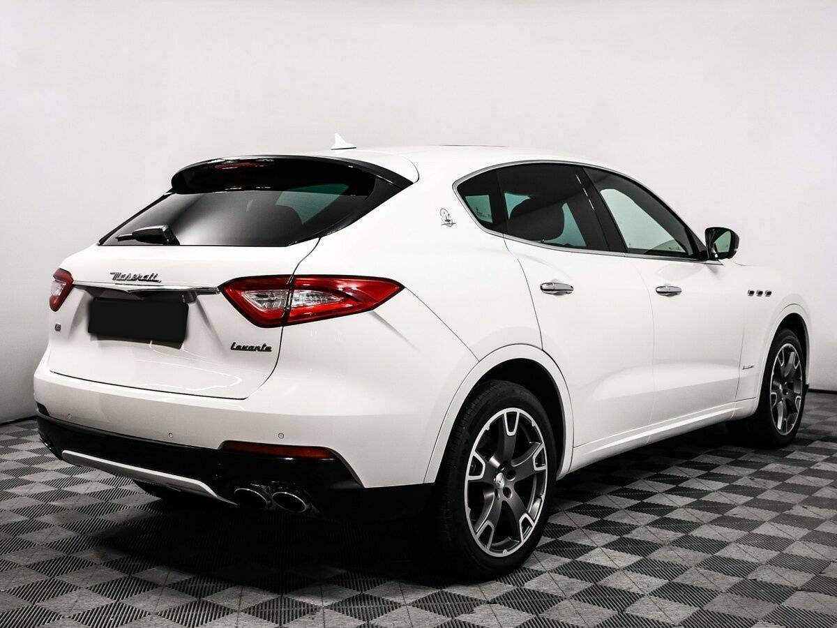 Купить Maserati Levante с пробегом. Фото: #4