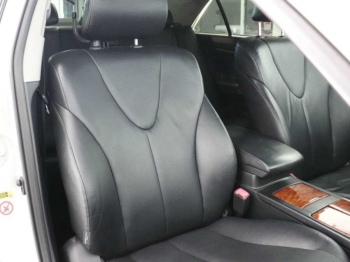 Купить Toyota Camry с пробегом. Фото: #9