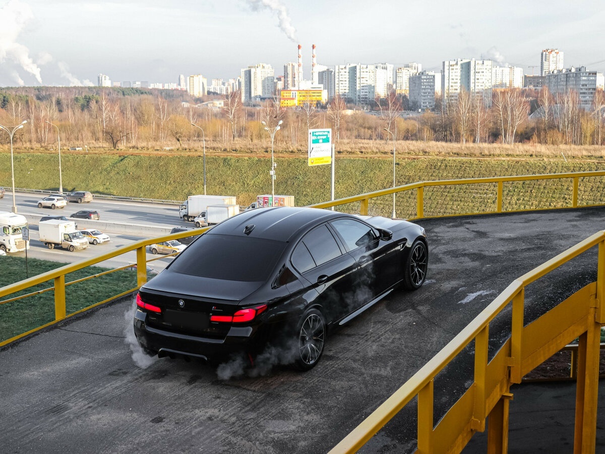 Купить BMW M5 с пробегом. Фото: #13