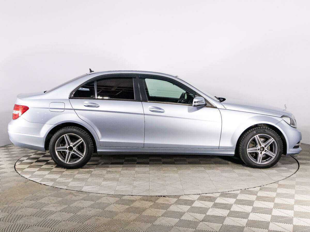 Купить Mercedes-Benz C-Класс с пробегом. Фото: #3