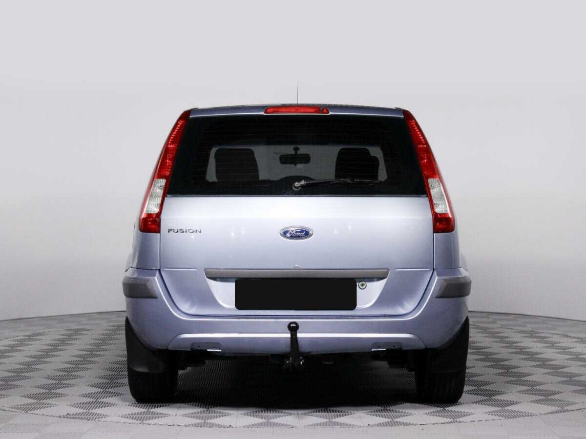 Купить Ford Fusion с пробегом. Фото: #4