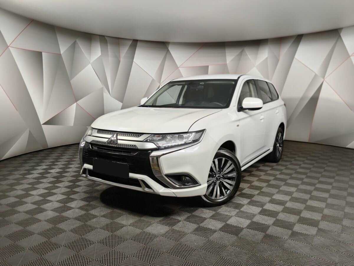Купить Mitsubishi Outlander с пробегом. Посмотреть фото